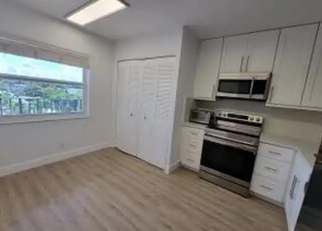 Property at 6650 S Oriole Blvd, Delray Beach, FL, 33446, 2 beds, 2 baths, [object Object]