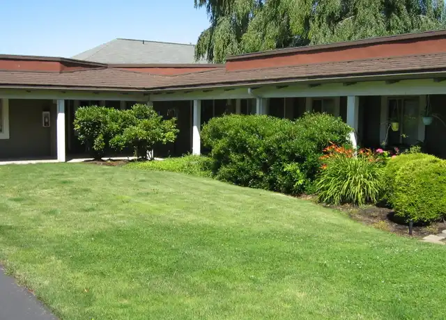 Property at 1800 River Rd Unit 5, Eugene, OR, 97404, 1 bed, 1 bath, [object Object]