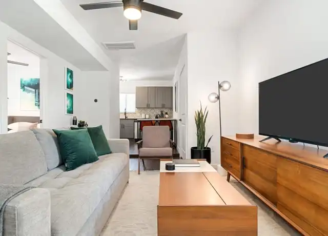 Property at 2300 Stanford St Unit G, Houston, TX, 77006, 2 beds, 2 baths, [object Object]