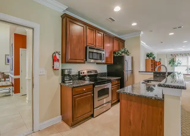 Photo of 4600 Peek Trl, Chesapeake, VA 23321