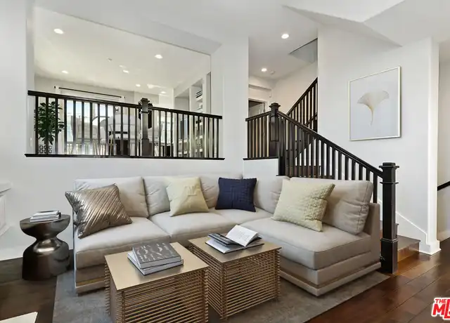 Property at 6021 Dawn Crk #13, Playa Vista, CA, 90094, 2 beds, 2.5 baths, [object Object]