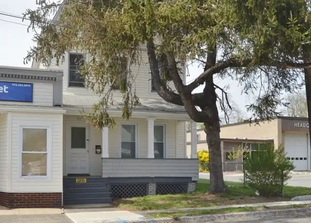 Property at 427 Valley Rd, West Orange, NJ, 07052, 3 beds, 1 bath, [object Object]