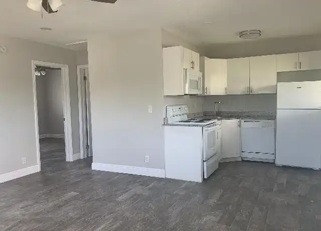 Property at 800 NE 14th Pl, Fort Lauderdale, FL, 33304, 2 beds, 1 bath, [object Object]