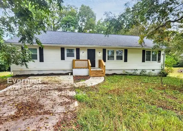 Property at 313 Stokes St, Monroe, GA, 30655, 4 beds, 2 baths, [object Object]