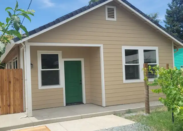 Property at 170 Donner Ave, Roseville, CA, 95678, 2 beds, 1 bath, [object Object]