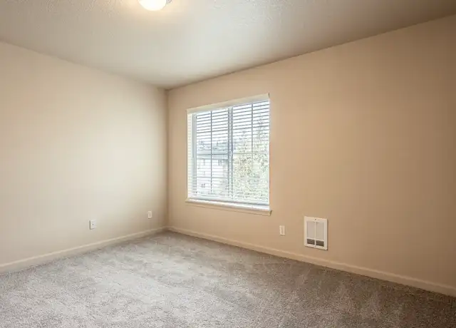 Photo of 13250 SE 162nd Ave, Clackamas, OR 97015