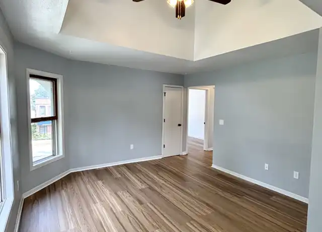Property at 2343 N Oakland Ave Unit 2343, Milwaukee, WI, 53211, 2 beds, 1 bath, [object Object]