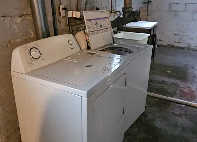 Property at 517 S 34th St, South Bend, IN, 46615, 3 beds, 1 bath, [object Object]
