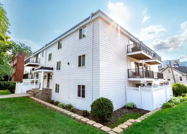 Property at 2002 Garfield Ave Unit 12, Minneapolis, MN, 55405, 2 beds, 1 bath, [object Object]