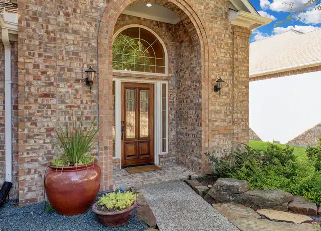 Property at 5022 Coral Gables Dr, Houston, TX, 77069, 3 beds, 2.5 baths, [object Object]