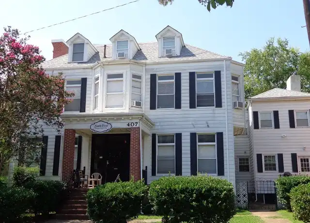 Property at 407 Fairfax Ave Unit 104, Norfolk, VA, 23507, 2 beds, 1 bath, [object Object]