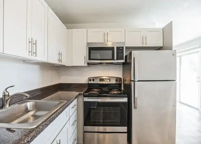Property at Hamilton Estates Apartments - 122 Estates Blvd, Hamilton Township, NJ, 08610, 2 beds, 1 bath, [object Object]