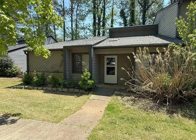 Property at 282 Heathersett Dr SW, Marietta, GA, 30064, 2 beds, 2 baths, [object Object]
