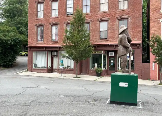 Property at 466 Main St Unit 3, Catskill, NY, 12414, 1 bed, 1 bath, [object Object]