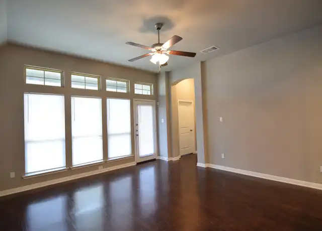 Property at 3520 Addison St, Killeen, TX, 76542, 3 beds, 2 baths, [object Object]