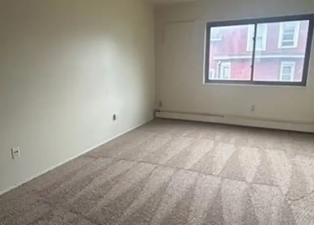 Property at 3250 E 49th St Unit 6, Cleveland, OH, 44127, 2 beds, 1 bath, [object Object]