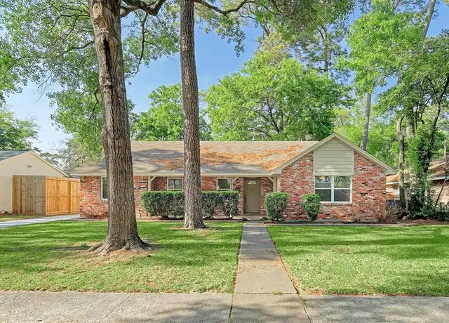 Property at 10050 Cedardale Dr, Houston, TX, 77055, 3 beds, 2 baths, [object Object]