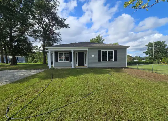 Property at 408 Sam Millis Dr Unit 1, Sneads Ferry, NC, 28460, 2 beds, 1 bath, [object Object]