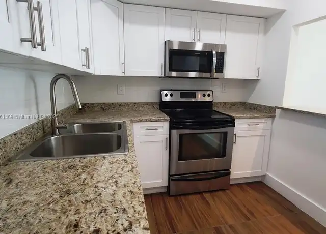 Property at 19380 Collins Ave #923, Sunny Isles Beach, FL, 33160, 1 bed, 1 bath, [object Object]