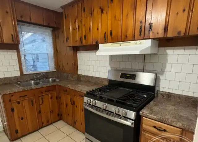 Property at 99 Orange St Unit 2S, Fall River, MA, 02720, 3 beds, 1.5 baths, [object Object]