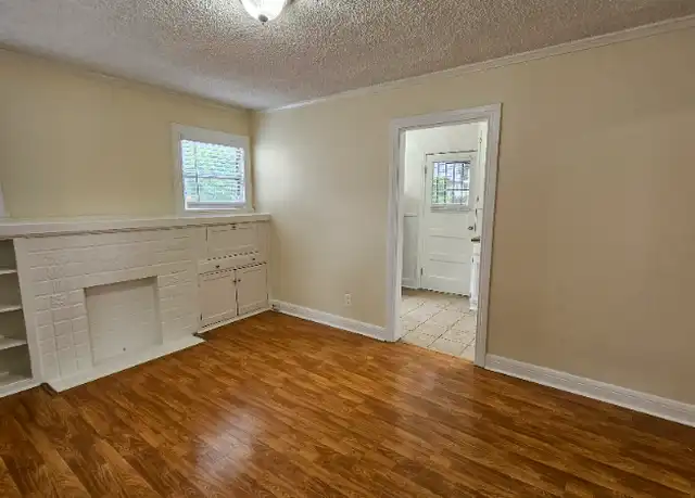 Property at 3703 Monon St, Los Angeles, CA, 90027, 1 bed, 1 bath, [object Object]