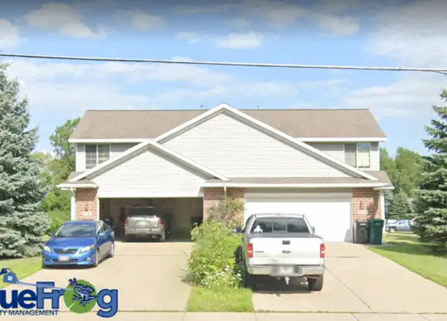 Property at 1584 Cardinal Ln, Green Bay, WI, 54313, 3 beds, 2 baths, [object Object]
