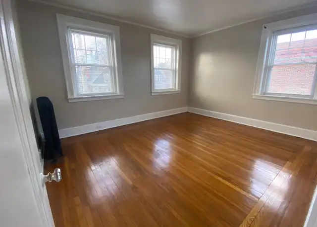 Property at 121 Pendleton St Unit B32, New Haven, CT, 06511, 2 beds, 1 bath, [object Object]