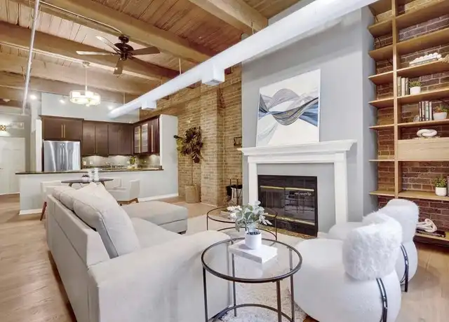 Property at 331 S Peoria St, Chicago, IL, 60607, 1 bed, 2 baths, [object Object]