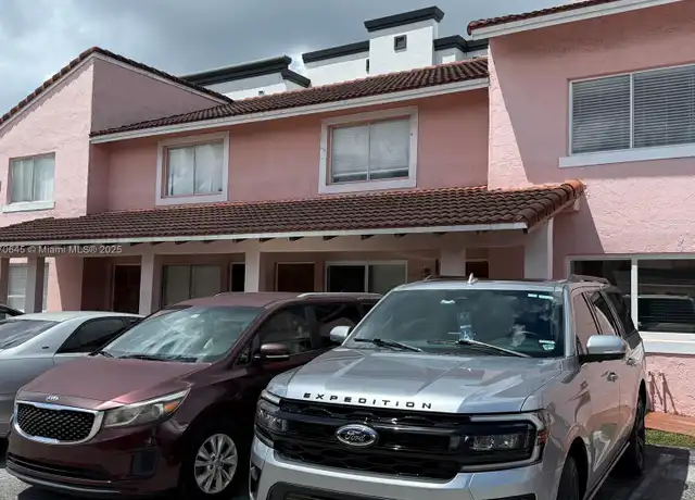 Property at 8023 Lake Dr #204, Doral, FL, 33166, 2 beds, 2 baths, [object Object]