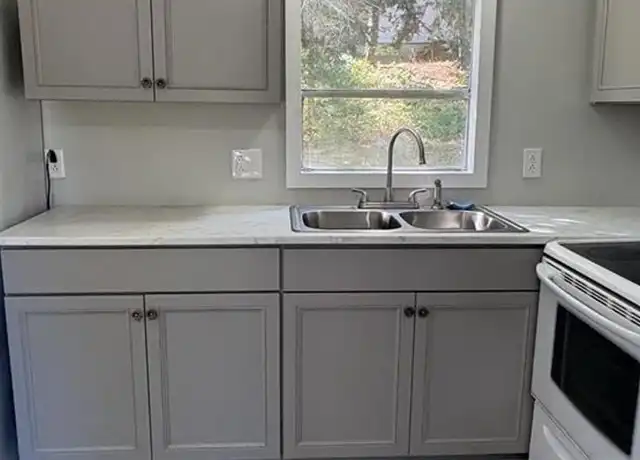 Property at 9 Lonnie Loop, Old Town, ME, 04468, 2 beds, 1 bath, [object Object]