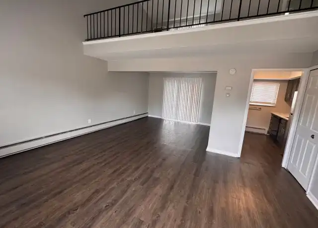 Property at 45631 Brownell St Unit 5, Utica, MI, 48317, 1 bed, 1 bath, [object Object]