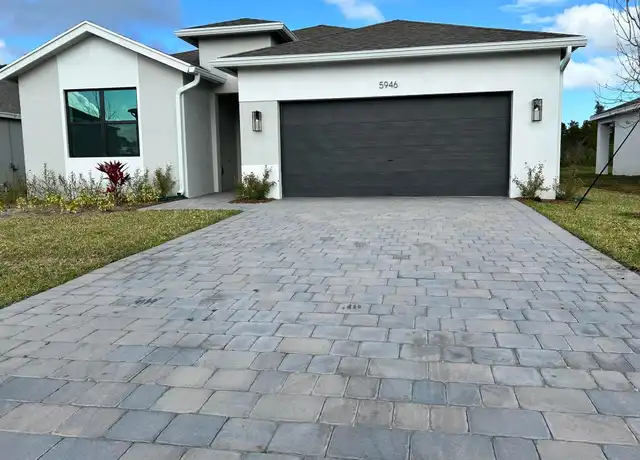 Property at 5946 SE Skyblue Cir, Stuart, FL, 34997, 4 beds, 2 baths, [object Object]