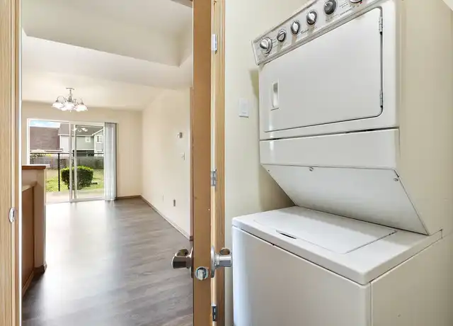 Property at Sumner Square & Rainier View - 15209 Elm St E, Sumner, WA, 98390, 2 beds, 1.5-2 baths, [object Object]
