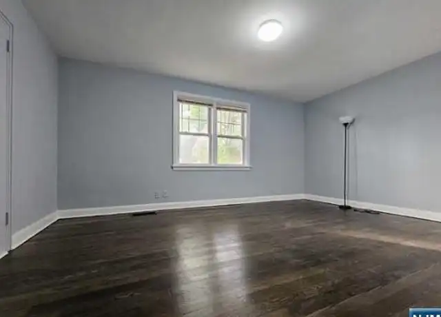 Property at 330 Shaler Blvd Unit 1ST FL, Ridgefield, NJ, 07657, 1 bed, 1 bath, [object Object]