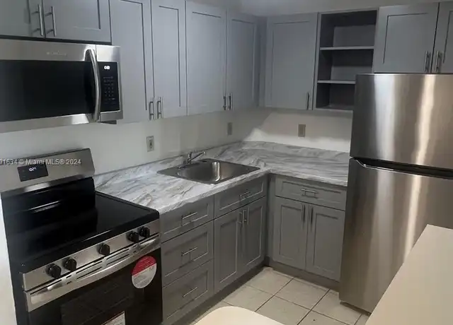 Property at 10781 Cleary Blvd #203, Plantation, FL, 33324, 2 beds, 1 bath, [object Object]