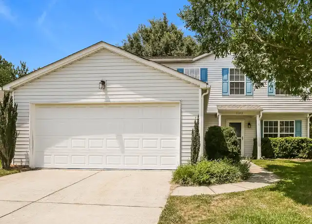 Property at 11012 Thousand Oaks Dr, Huntersville, NC, 28078, 4 beds, 2 baths, [object Object]