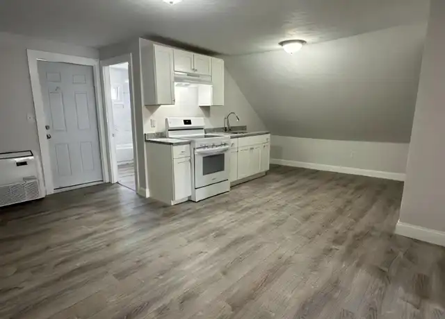 Property at 1870 Purchase St, New Bedford, MA, 02740, 2 beds, 1 bath, [object Object]
