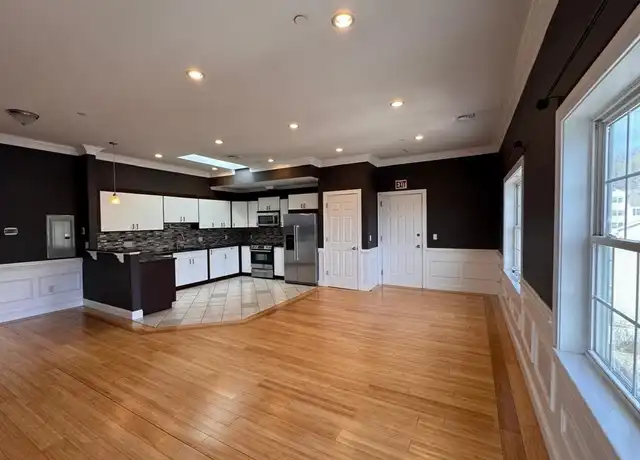 Property at 473 Revere Beach Pkwy Unit 7, Revere, MA, 02151, 2 beds, 1 bath, [object Object]