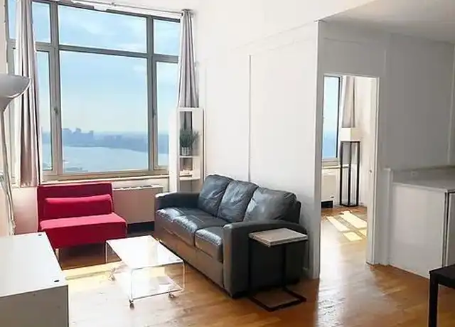 Property at 635 W 42nd St Unit 44H, New York, NY, 10036, 3 beds, 1 bath, [object Object]