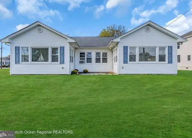 Property at 408 Newport Ave, Ocean Gate, NJ, 08740, 2 beds, 1 bath, [object Object]