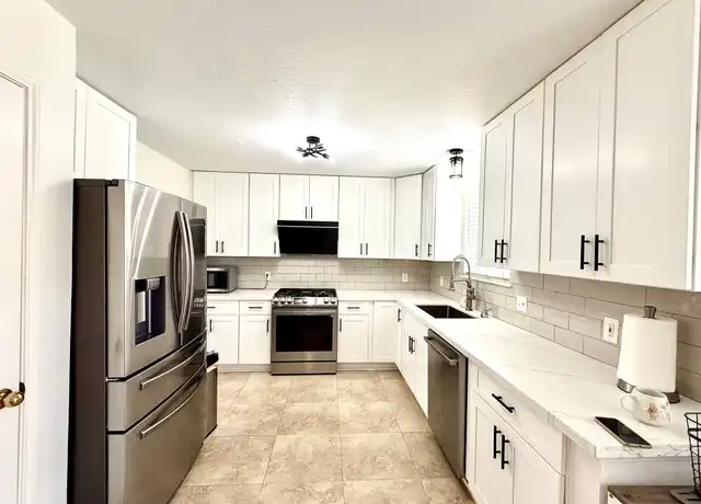 Property at 2107 Highland Bay Ct, Katy, TX, 77450, 4 beds, 2.5 baths, [object Object]