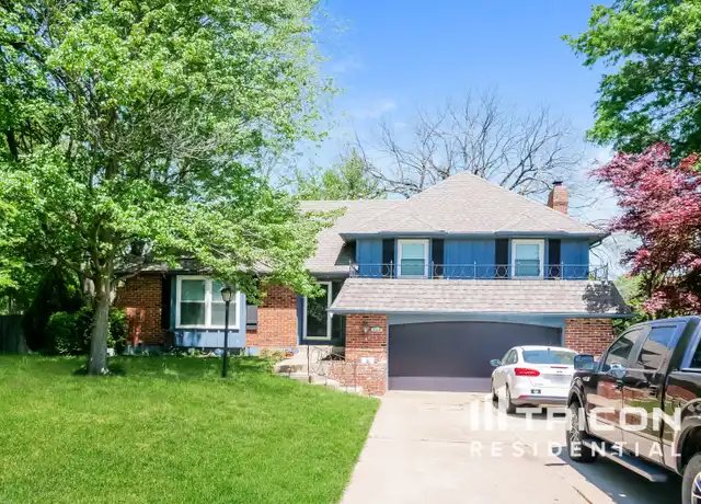 Property at 404 W Foxwood Dr, Raymore, MO, 64083, 4 beds, 2 baths, [object Object]
