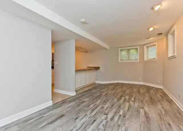 Property at 1427 W Winona St, Chicago, IL, 60640, 2 beds, 1 bath, [object Object]