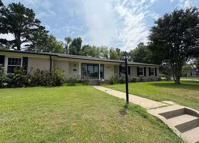 Property at 1105 Wilma St, Tyler, TX, 75701, 3 beds, 2 baths, [object Object]