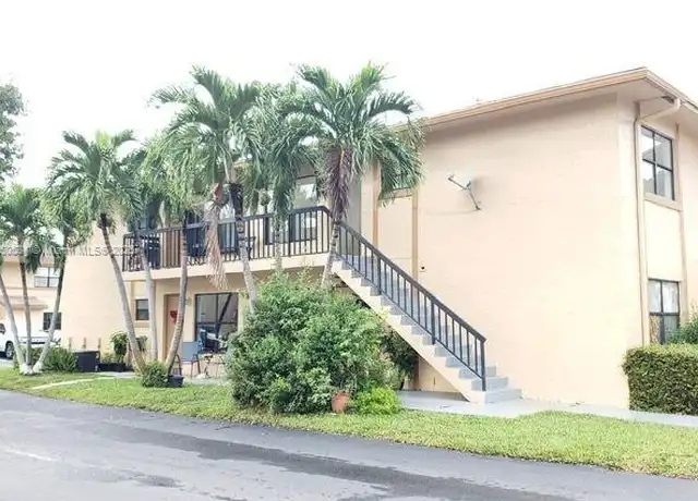 Property at 2505 W 67th Pl Unit 21-27, Hialeah, FL, 33016, 2 beds, 2 baths, [object Object]