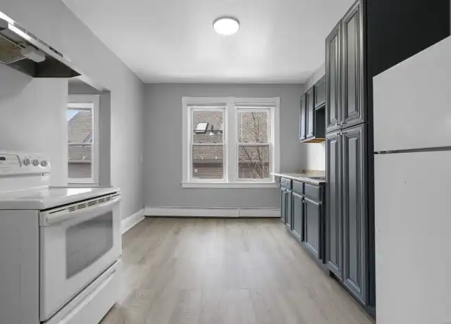 Property at 202 Mather St Unit 3-W, Hartford, CT, 06112, 3 beds, 2 baths, [object Object]