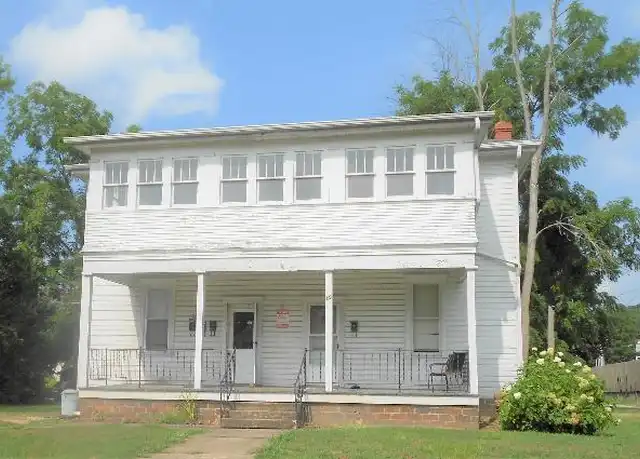 Property at 19 Hudson Ave, Athens, OH, 45701, 1 bed, 1 bath, [object Object]