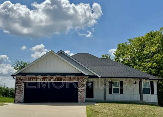 Property at 4321 Stone Crst, Cape Girardeau, MO, 63701, 4 beds, 3 baths, [object Object]