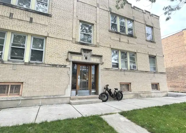 Property at 3044 N Lockwood Ave, Chicago, IL, 60641, 1 bed, 1 bath, [object Object]