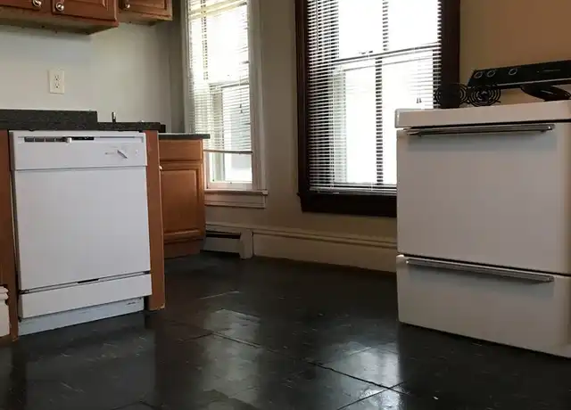 Property at 312 S Upper St Unit 2, Lexington, KY, 40508, 2 beds, 1 bath, [object Object]